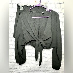 SHEIN 2 piece shorts and crop jacket with black waffle pattern